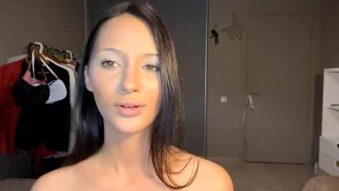 dorthygordy online show from April 8, 2026, 5:35 pm