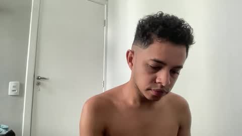 Snapshot of dotadinha chatting on February 28, 2026, 6:09 pm dotadinha online show from February 28, 2026, 6:09 pm