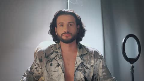 Snapshot of double_luckystrike chatting on January 31, 2026, 9:57 pm Keen online show from January 31, 2026, 9:57 pm