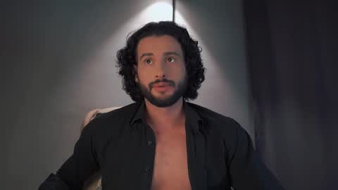 Snapshot of double_luckystrike chatting on February 1, 2026, 9:57 pm Keen online show from February 1, 2026, 9:57 pm