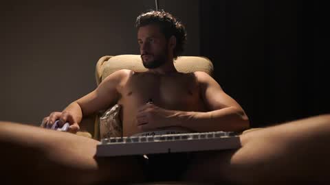 Snapshot of double_luckystrike chatting on March 1, 2026, 7:38 pm Keen online show from March 1, 2026, 7:38 pm