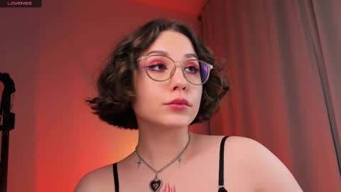 Snapshot of doublee_trouble chatting on February 14, 2025, 3:54 am Eva ana Liza online show from February 14, 2025, 3:54 am