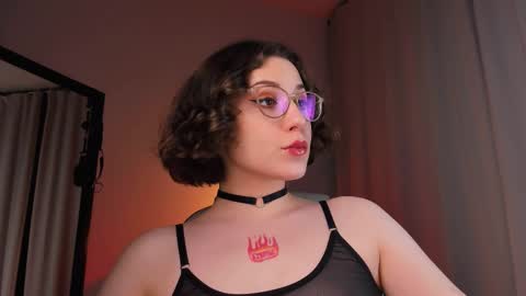 Snapshot of doublee_trouble chatting on March 3, 2025, 9:26 pm Eva ana Liza online show from March 3, 2025, 9:26 pm