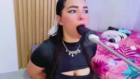Snapshot of doublepleasure69_ chatting on May 31, 2026, 10:44 pm doublepleasure69_ online show from May 31, 2026, 10:44 pm