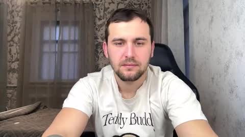 douglas_666 online show from March 6, 2026, 3:41 pm