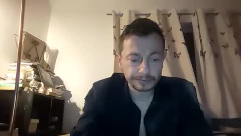 Snapshot of doveyfinn88 chatting on December 4, 2025, 1:48 am doveyfinn88 online show from December 4, 2025, 1:48 am