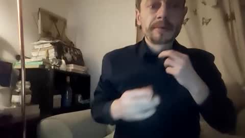 Snapshot of doveyfinn88 chatting on December 15, 2025, 3:22 am doveyfinn88 online show from December 15, 2025, 3:22 am