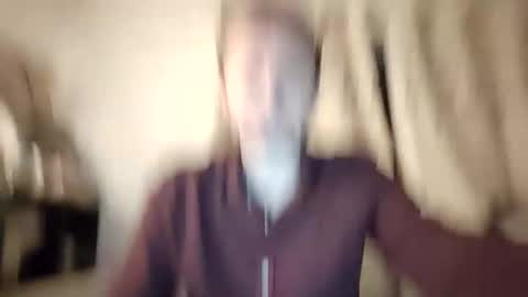 Snapshot of doveyfinn88 chatting on January 6, 2026, 12:03 am doveyfinn88 online show from January 6, 2026, 12:03 am