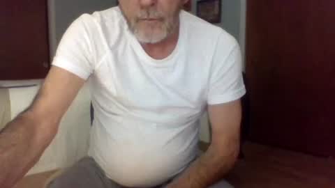 Snapshot of dowbo7777 chatting on January 28, 2025, 2:43 am dowbo online show from January 28, 2025, 2:43 am