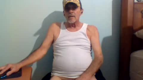 Snapshot of dowbo7777 chatting on February 9, 2025, 6:33 am dowbo online show from February 9, 2025, 6:33 am