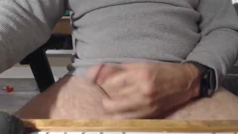 Snapshot of down69_4_u chatting on February 25, 2026, 12:53 am down69_4_u online show from February 25, 2026, 12:53 am