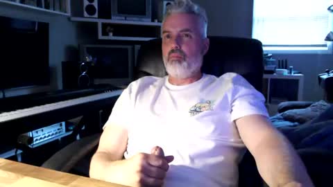 dr_dave20 online show from June 21, 2026, 6:32 pm