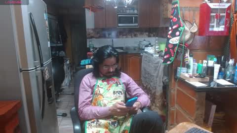 Snapshot of dr_simon84 chatting on January 4, 2025, 5:58 am Dr Simon online show from January 4, 2025, 5:58 am