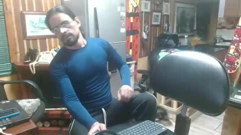 Snapshot of dr_simon84 chatting on January 20, 2025, 2:01 am Dr Simon online show from January 20, 2025, 2:01 am