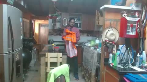 Snapshot of dr_simon84 chatting on February 17, 2025, 7:42 pm Dr Simon online show from February 17, 2025, 7:42 pm