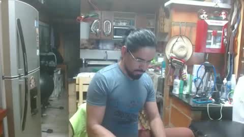 Snapshot of dr_simon84 chatting on February 20, 2025, 2:40 am Dr Simon online show from February 20, 2025, 2:40 am