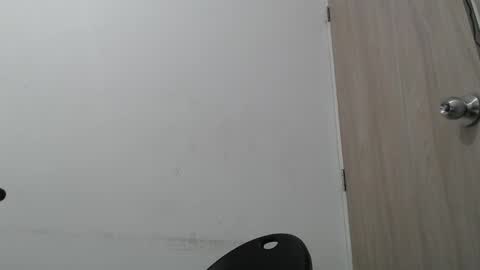Snapshot of draco_boy2000 chatting on March 27, 2026, 12:27 am draco_boy2000 online show from March 27, 2026, 12:27 am