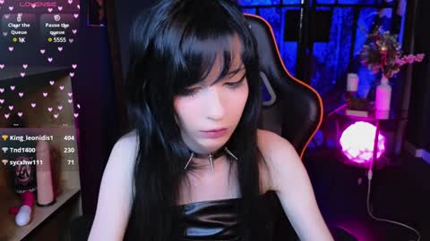 Snapshot of draculaura_ chatting on January 29, 2025, 9:39 pm Draculaura online show from January 29, 2025, 9:39 pm