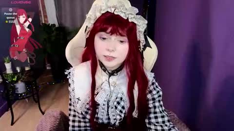 Snapshot of draculaura_ chatting on March 31, 2026, 3:34 pm Draculaura online show from March 31, 2026, 3:34 pm