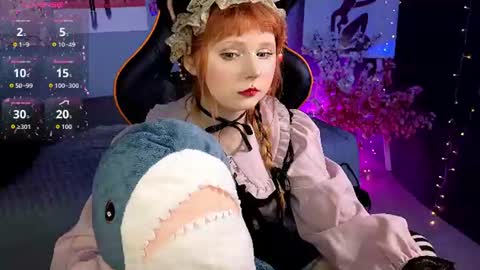 Snapshot of draculaura_ chatting on July 5, 2026, 10:55 am Draculaura online show from July 5, 2026, 10:55 am