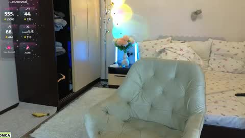 Snapshot of dragoncutey chatting on November 11, 2025, 2:17 pm Katya online show from November 11, 2025, 2:17 pm