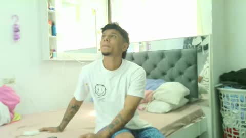 ig   kingmaster777 online show from March 1, 2025, 2:44 pm