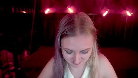 Lina online show from March 14, 2026, 7:03 am