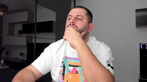 Snapshot of draven_a chatting on January 18, 2025, 7:15 pm Draven A online show from January 18, 2025, 7:15 pm