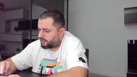 Snapshot of draven_a chatting on January 19, 2025, 5:18 pm Draven A online show from January 19, 2025, 5:18 pm