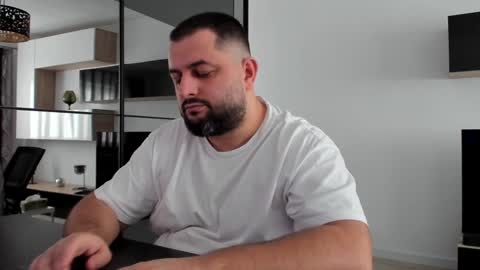 Snapshot of draven_a chatting on February 6, 2025, 10:48 am Draven A online show from February 6, 2025, 10:48 am