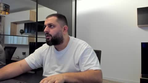 Snapshot of draven_a chatting on February 25, 2025, 3:38 pm Draven A online show from February 25, 2025, 3:38 pm