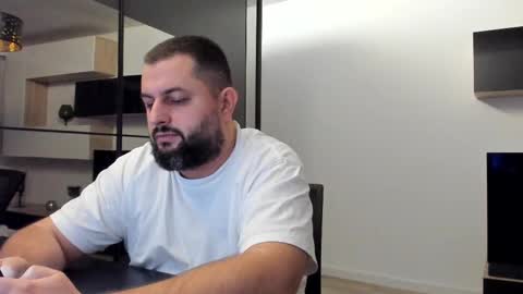 Snapshot of draven_a chatting on February 28, 2025, 5:04 pm Draven A online show from February 28, 2025, 5:04 pm