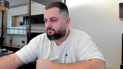 Snapshot of draven_a chatting on March 8, 2025, 3:02 pm Draven A online show from March 8, 2025, 3:02 pm