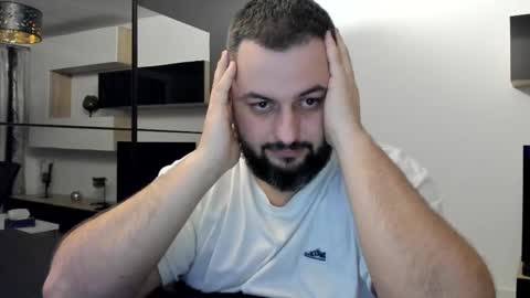 Snapshot of draven_a chatting on March 9, 2025, 12:21 am Draven A online show from March 9, 2025, 12:21 am