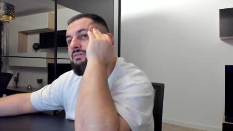 Snapshot of draven_a chatting on March 9, 2025, 5:49 pm Draven A online show from March 9, 2025, 5:49 pm