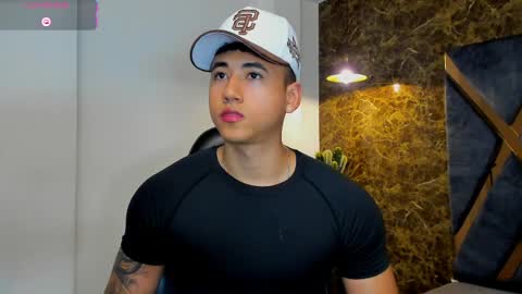Snapshot of draven_marceaux chatting on April 10, 2026, 11:37 am Draven online show from April 10, 2026, 11:37 am