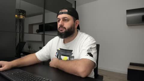 DravenPeak online show from September 13, 2025, 1:16 am