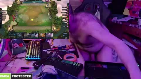 drawingcock online show from January 27, 2025, 2:13 pm