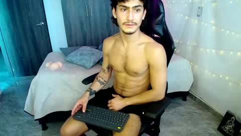 ANDRE AND SOPHIE online show from March 4, 2026, 7:31 pm