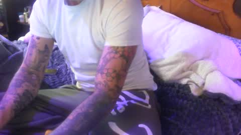 dreaded_folks online show from December 20, 2025, 8:49 pm