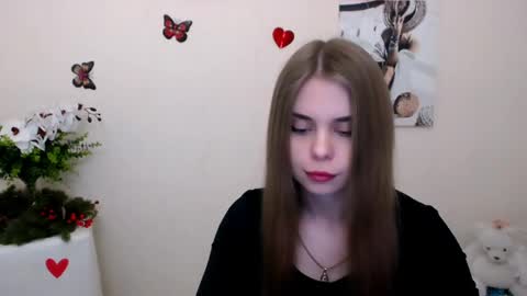 Snapshot of dream_mari chatting on April 27, 2026, 7:17 am Mari online show from April 27, 2026, 7:17 am