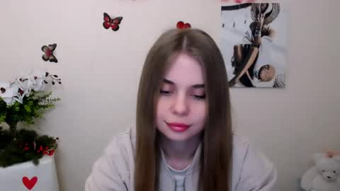 Snapshot of dream_mari chatting on May 4, 2026, 5:25 am Mari online show from May 4, 2026, 5:25 am