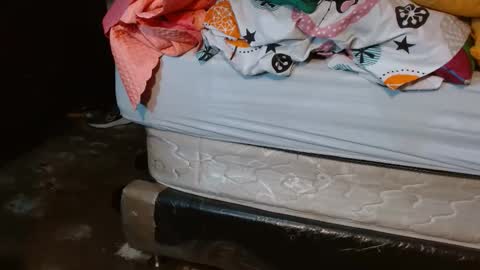 Snapshot of dream_real chatting on May 12, 2026, 10:34 am dreamreal online show from May 12, 2026, 10:34 am