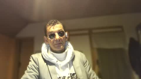 Dreambob online show from November 27, 2025, 12:02 am