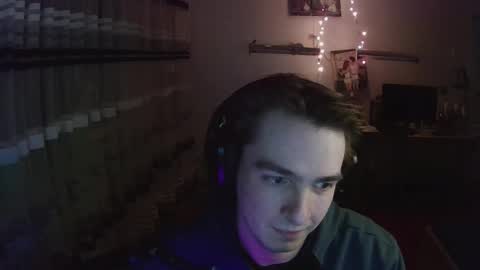 dreamerguy07 online show from February 19, 2026, 7:32 pm