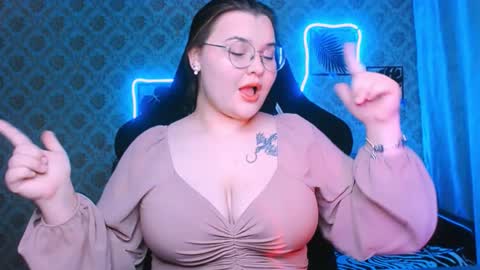 dreamforyoue2 online show from February 21, 2026, 7:04 pm