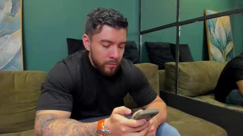 cris online show from October 3, 2025, 3:31 pm