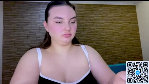 Snapshot of dreamyblushfairy chatting on April 30, 2026, 7:04 am Mila online show from April 30, 2026, 7:04 am