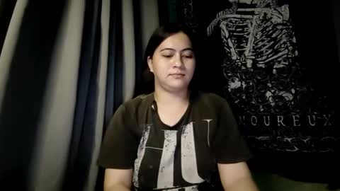 dreamycreamyst online show from January 17, 2025, 3:34 am