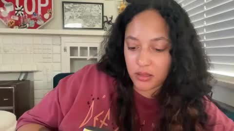 RIRI OR DREAMY online show from February 18, 2026, 12:17 am